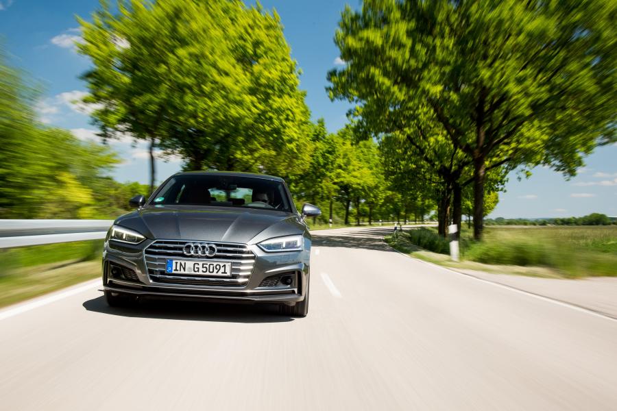  Audi A5 Sportback g-tron S-Line 2016 года  (WW) (фото 19 из 39)